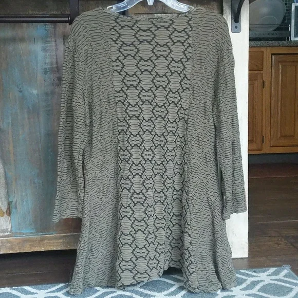 Tianello Aston Tunic Top - Women's Large - Picture 5 of 6